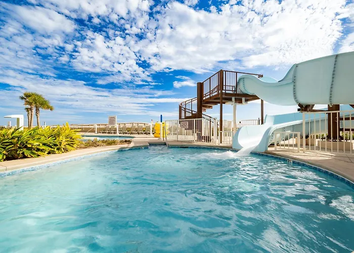 Phoenix Gulf Towers 405 Apartment